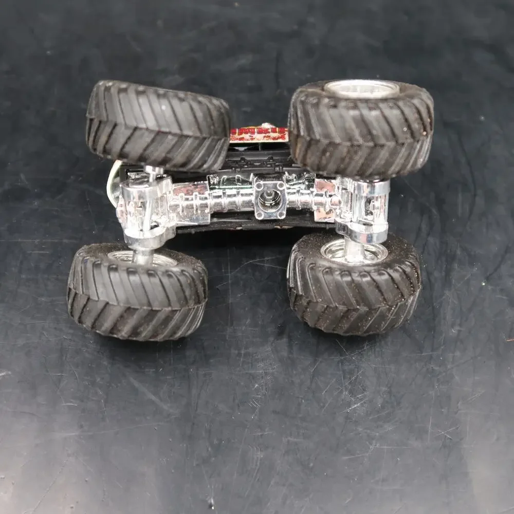 Hot Wheels Monster Jam Zombie Diecast Car Toy Vehicle Silver Rims 1:64 Scale